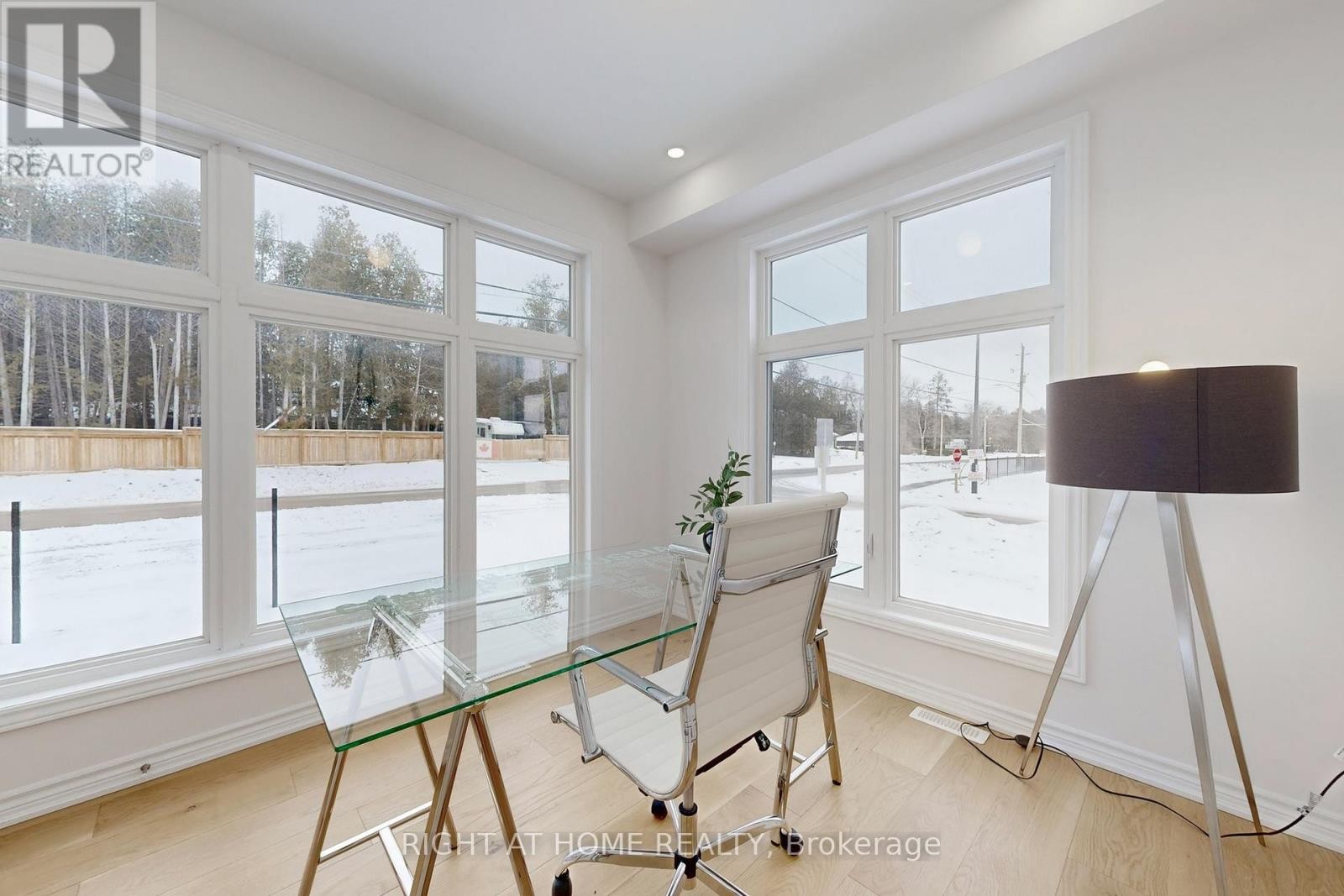 












1 BIG CANOE DRIVE

,
Georgina (Sutton & Jackson's Point),




Ontario
L0E1R0

