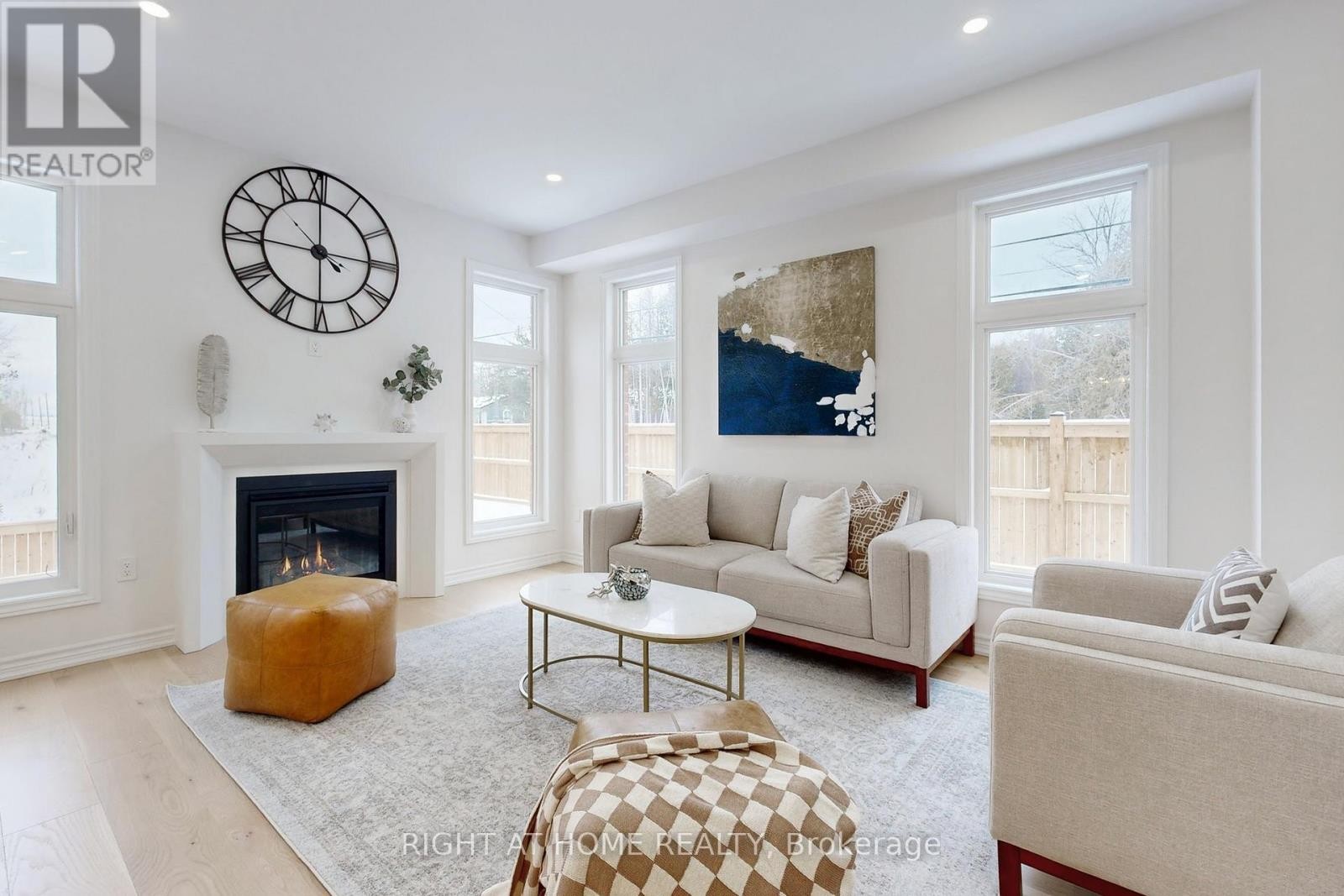 












1 BIG CANOE DRIVE

,
Georgina (Sutton & Jackson's Point),




Ontario
L0E1R0

