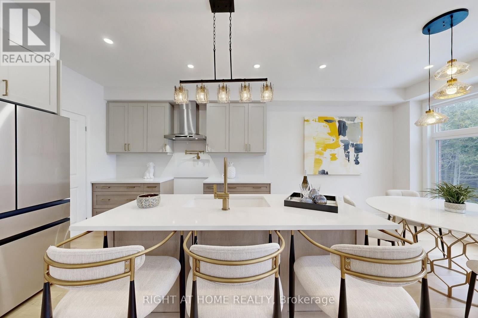 












1 BIG CANOE DRIVE

,
Georgina (Sutton & Jackson's Point),




Ontario
L0E1R0

