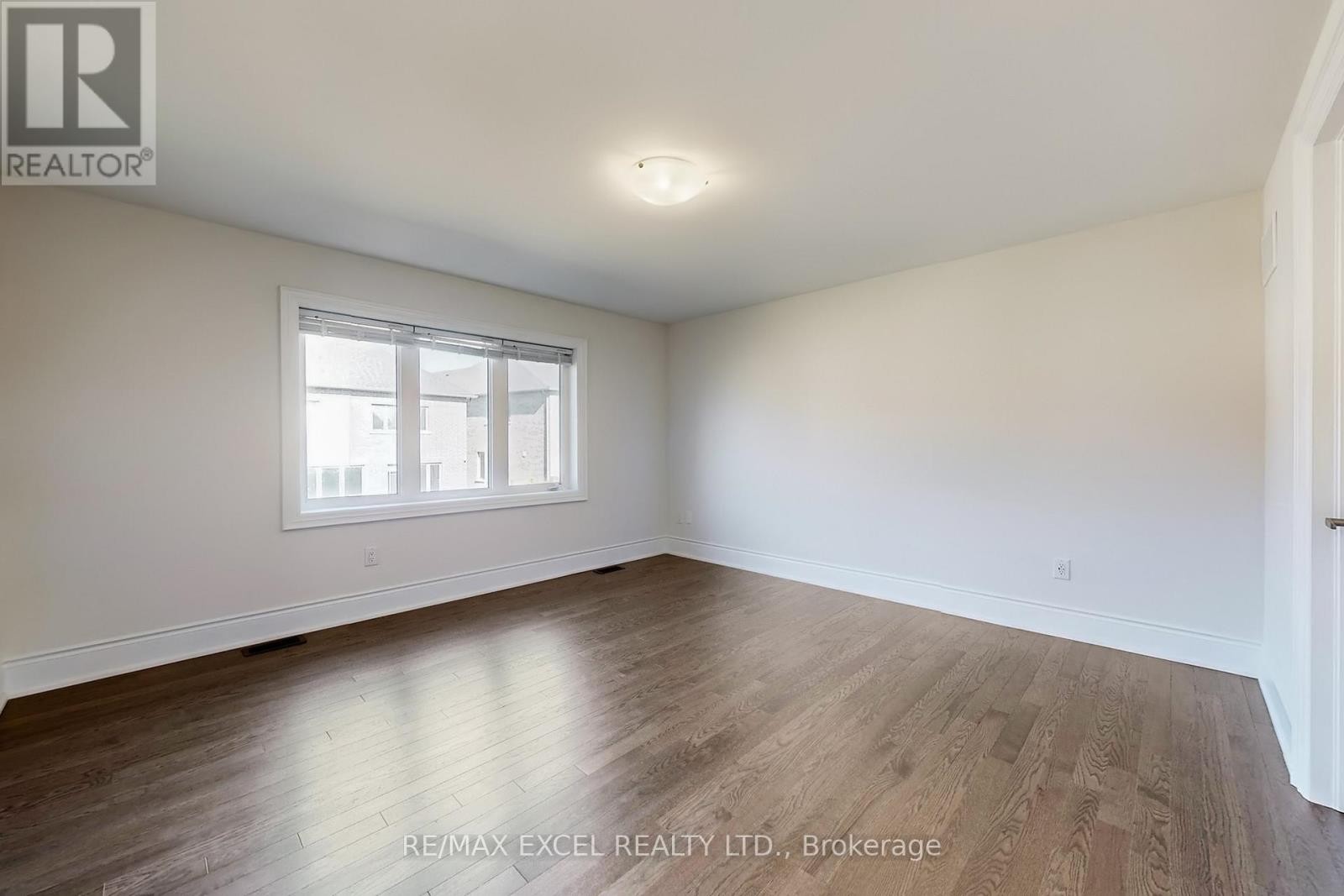 












151 SILK TWIST DRIVE

,
East Gwillimbury (Holland Landing),




Ontario
L9N0V7

