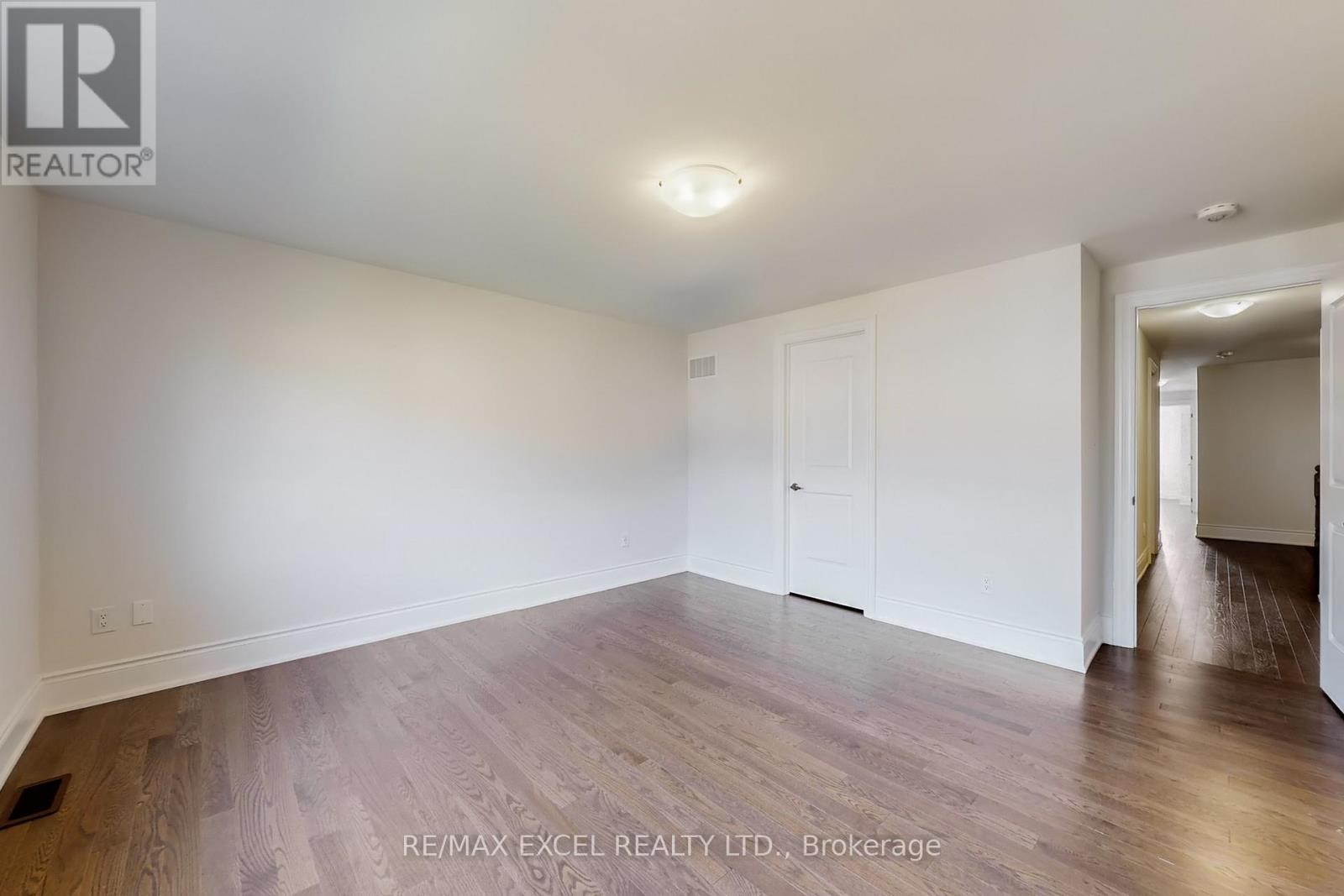 












151 SILK TWIST DRIVE

,
East Gwillimbury (Holland Landing),




Ontario
L9N0V7

