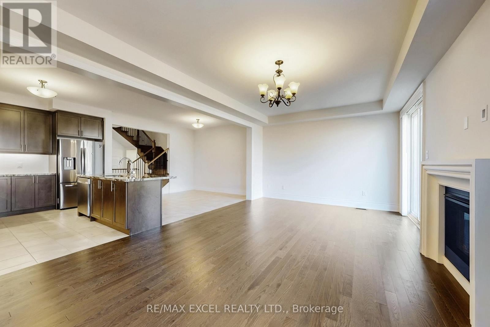 












151 SILK TWIST DRIVE

,
East Gwillimbury (Holland Landing),




Ontario
L9N0V7

