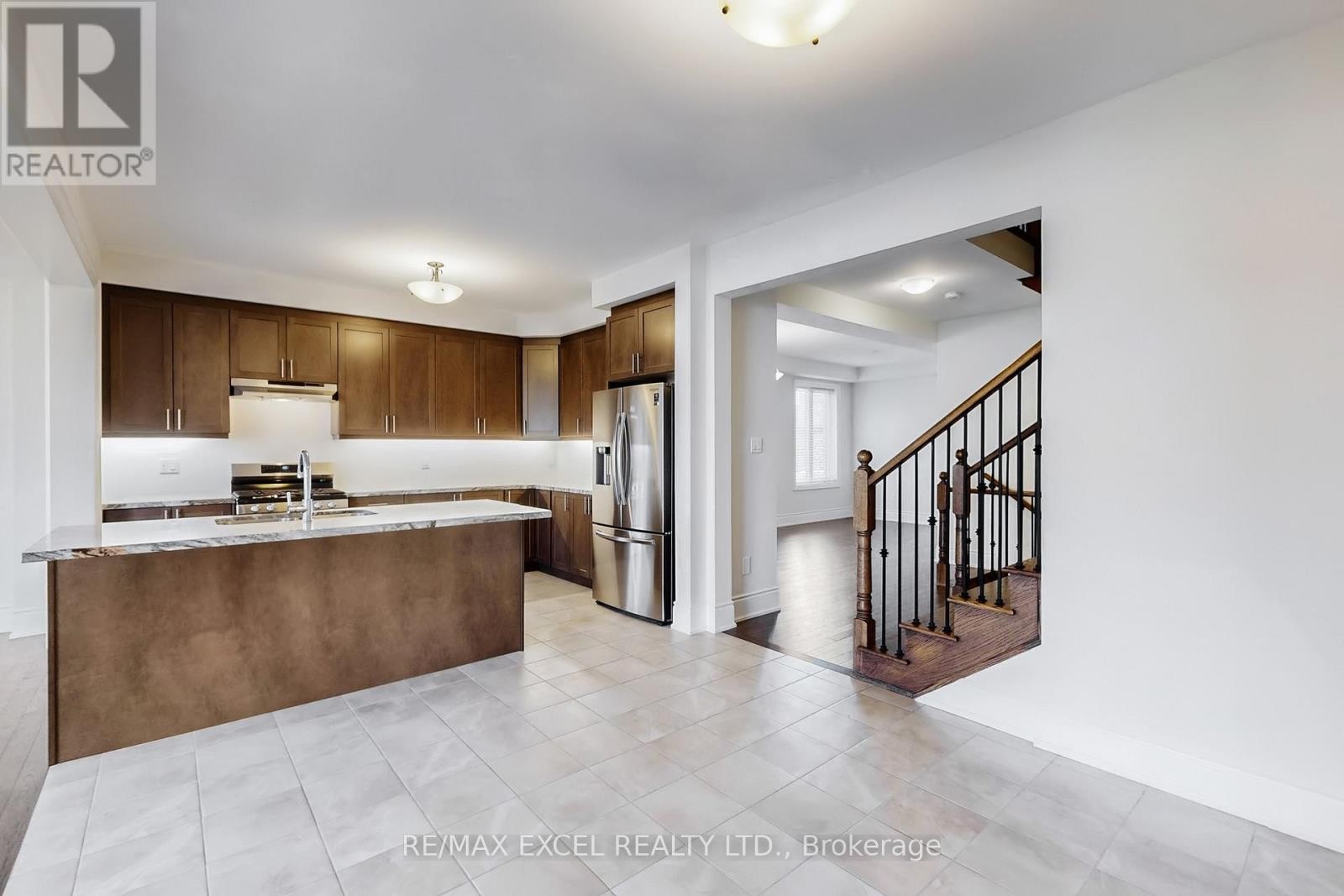 












151 SILK TWIST DRIVE

,
East Gwillimbury (Holland Landing),




Ontario
L9N0V7

