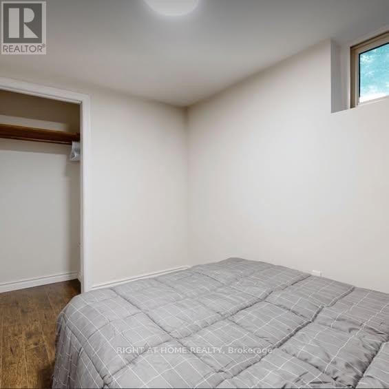 












36 AURORA HEIGHTS DRIVE

,
Aurora (Aurora Heights),




Ontario
L4G2W7

