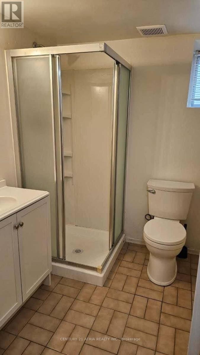 












BSMT 2 - 38 HARDING BOULEVARD

,
Richmond Hill (Harding),




Ontario
L4C1S8

