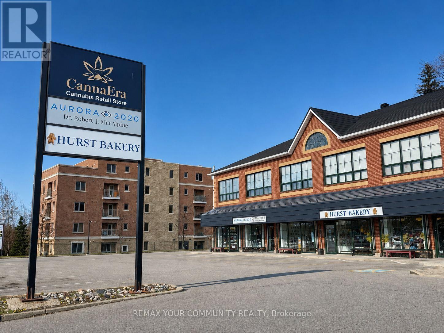 












1-B - 15543 YONGE STREET

,
Aurora (Aurora Village),




Ontario
L4G1P3

