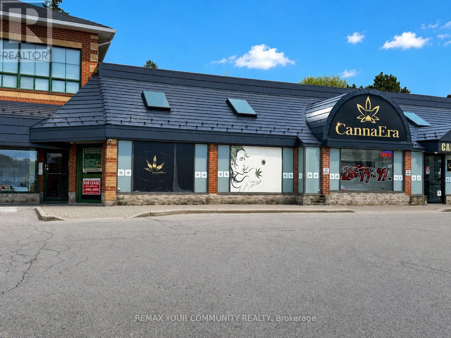 












1-B - 15543 YONGE STREET

,
Aurora (Aurora Village),




Ontario
L4G1P3

