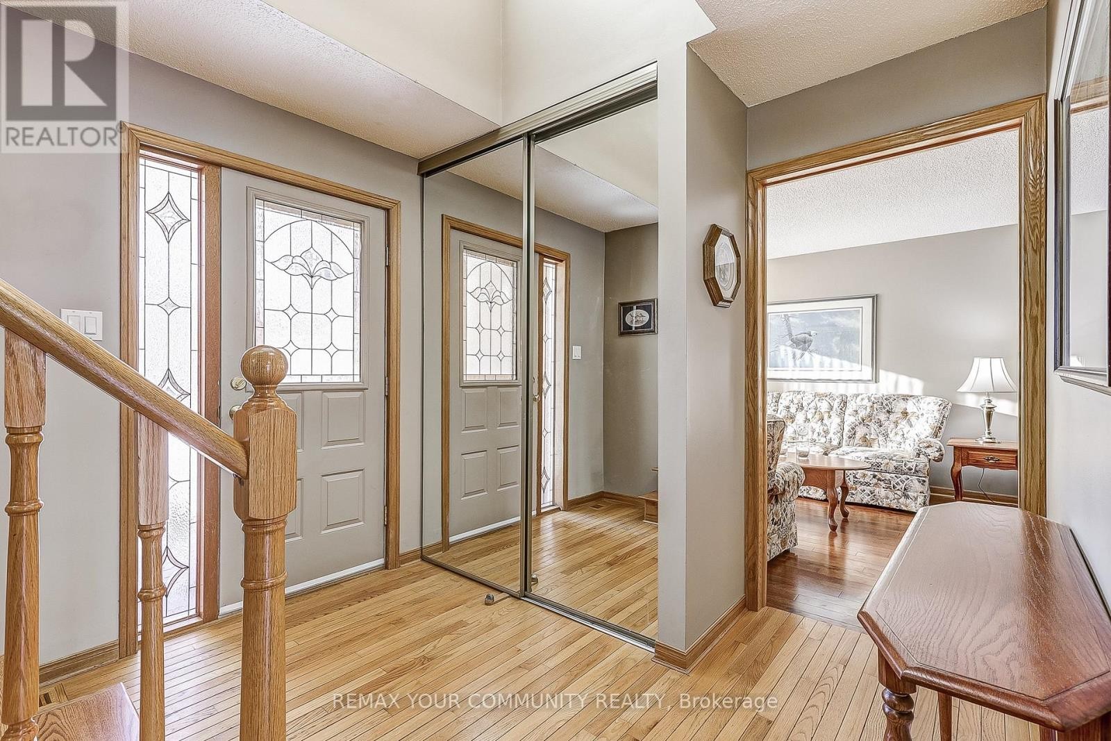 












3 SAWYER CRESCENT

,
Markham (Markham Village),




Ontario
L3P5V1

