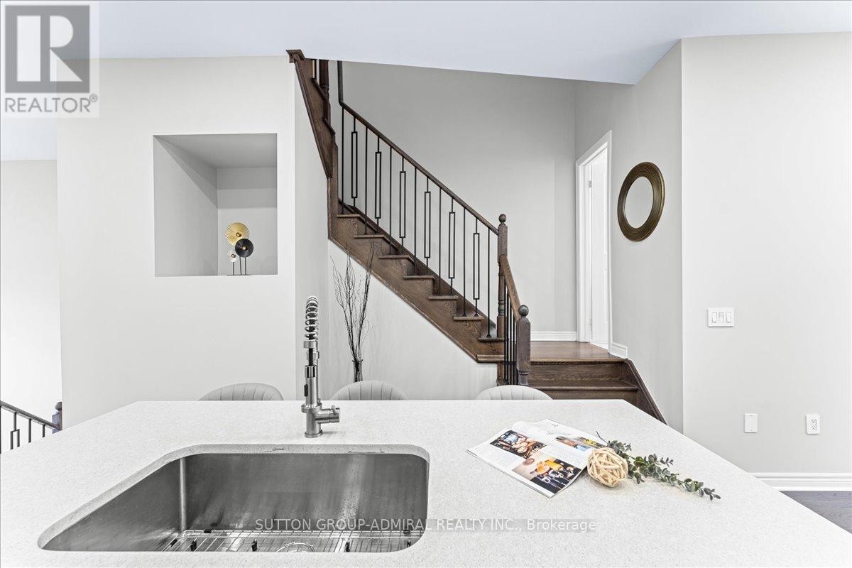 












131 LEBOVIC CAMPUS DRIVE

,
Vaughan (Patterson),




Ontario
L6A4J4

