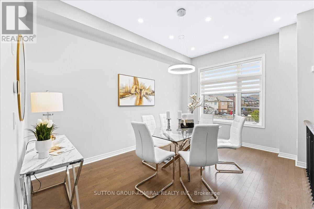 












131 LEBOVIC CAMPUS DRIVE

,
Vaughan (Patterson),




Ontario
L6A4J4

