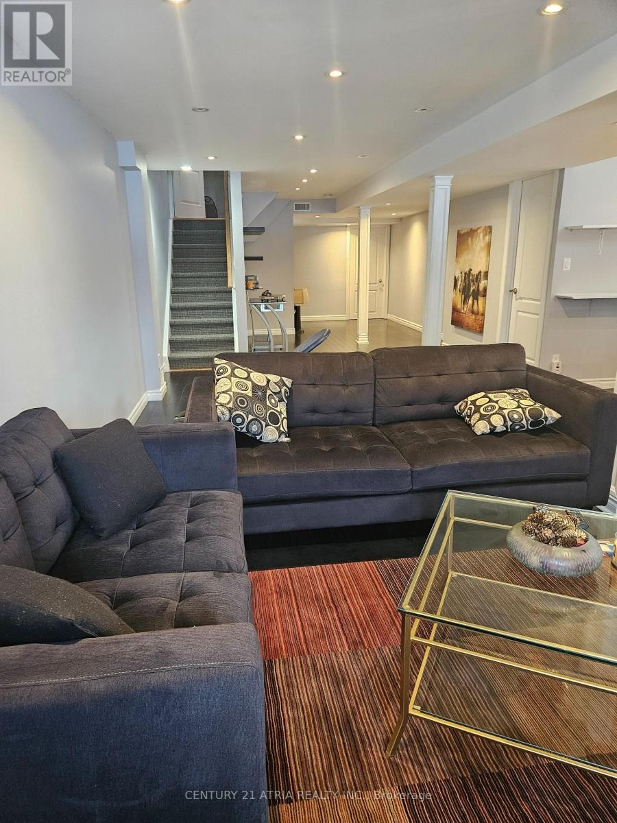 












BSMT - 143 MAROON DRIVE

,
Richmond Hill (Oak Ridges Lake Wilcox),




Ontario
L4E5B7

