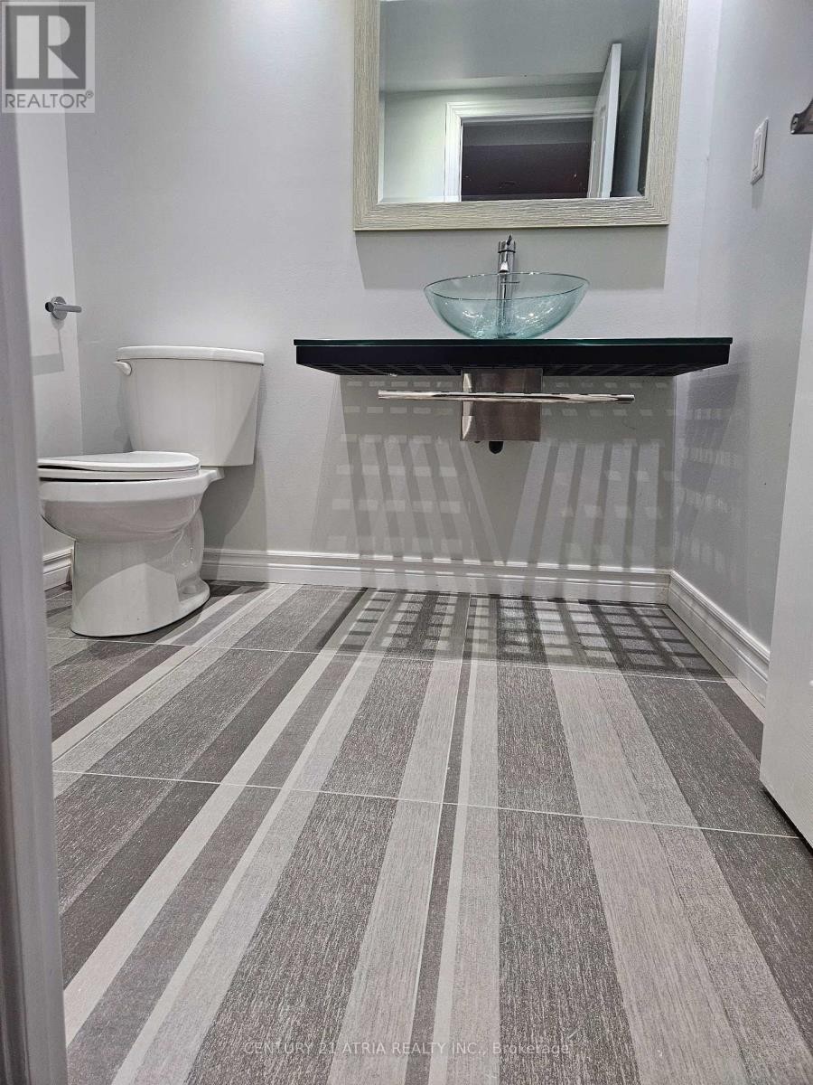 












BSMT - 143 MAROON DRIVE

,
Richmond Hill (Oak Ridges Lake Wilcox),




Ontario
L4E5B7

