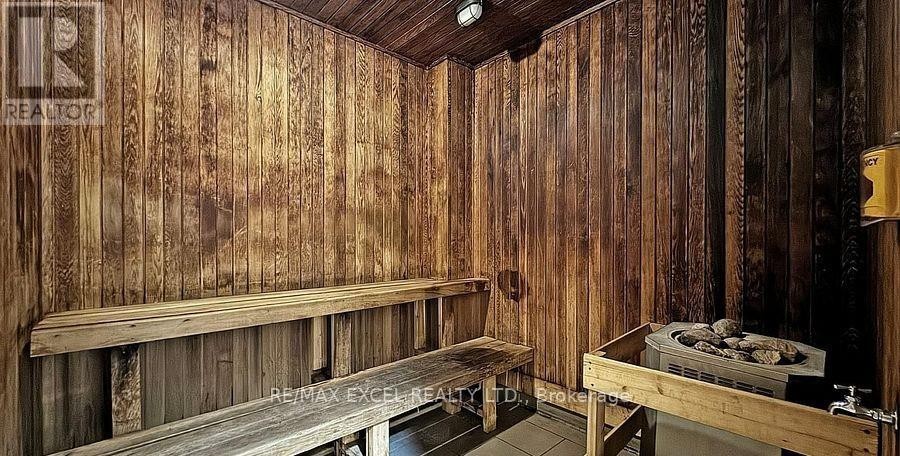 












712 - 350 RED MAPLE ROAD

,
Richmond Hill (Langstaff),




Ontario
L4C0T5

