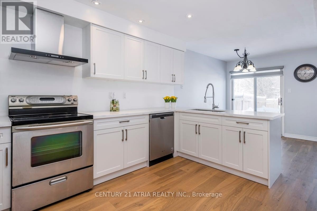 












1200 BENSON STREET

,
Innisfil (Alcona),




Ontario
L9S1Y4

