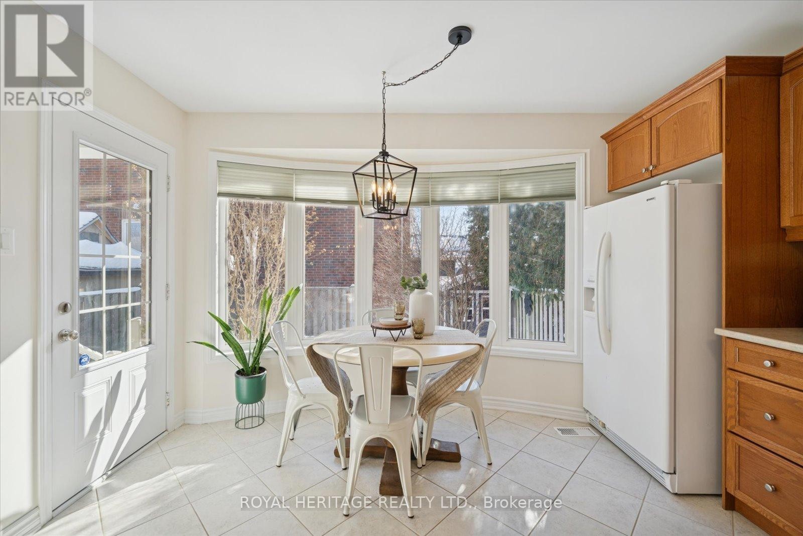 












155 MILTROSE CRESCENT

,
Whitchurch-Stouffville (Stouffville),




Ontario
L4A0R3

