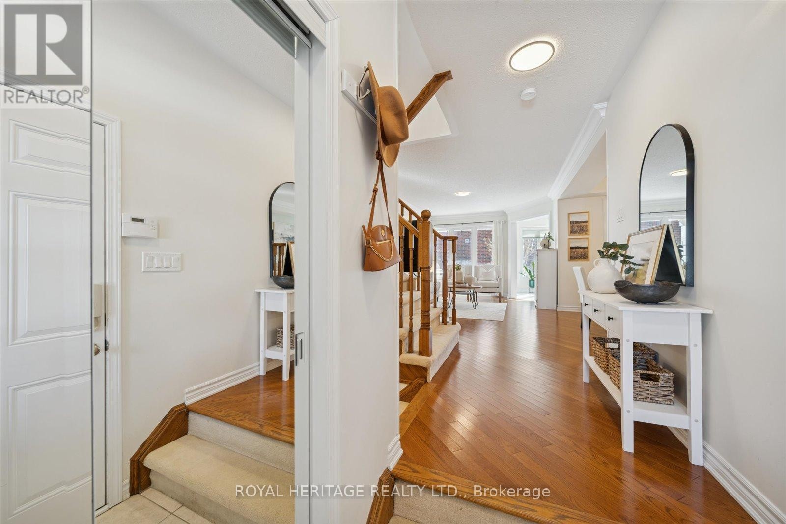 












155 MILTROSE CRESCENT

,
Whitchurch-Stouffville (Stouffville),




Ontario
L4A0R3

