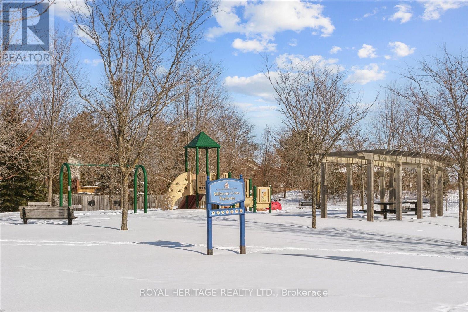 












155 MILTROSE CRESCENT

,
Whitchurch-Stouffville (Stouffville),




Ontario
L4A0R3

