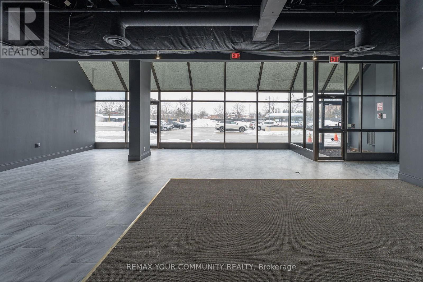 












203 - 9737 YONGE STREET

,
Richmond Hill (Harding),




Ontario
L4C8S7

