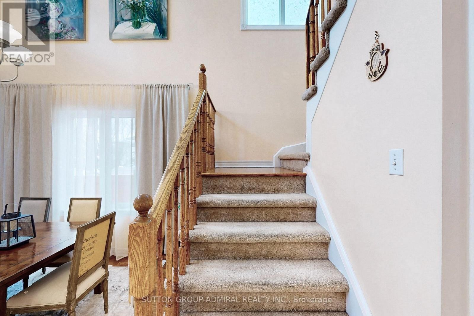 












66 TUSCANA BOULEVARD

,
Vaughan (Patterson),




Ontario
L4K5J5

