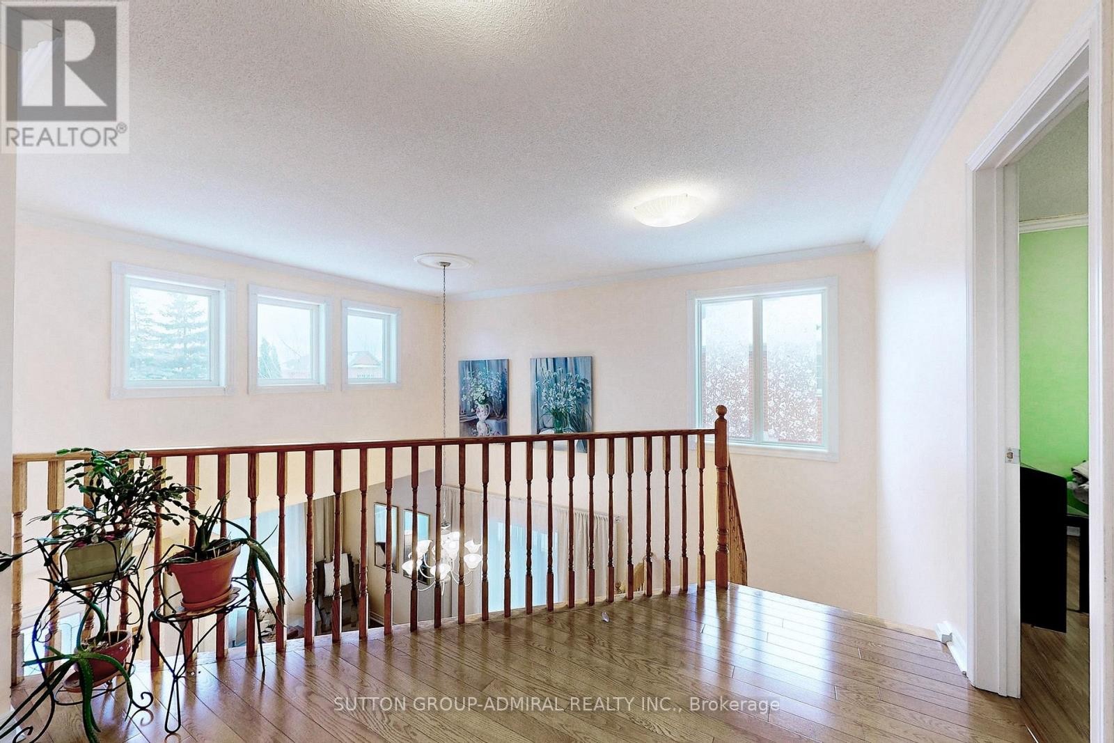 












66 TUSCANA BOULEVARD

,
Vaughan (Patterson),




Ontario
L4K5J5

