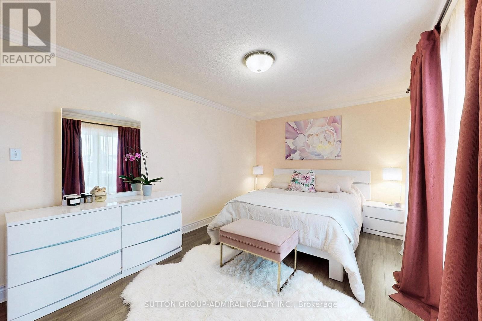 












66 TUSCANA BOULEVARD

,
Vaughan (Patterson),




Ontario
L4K5J5

