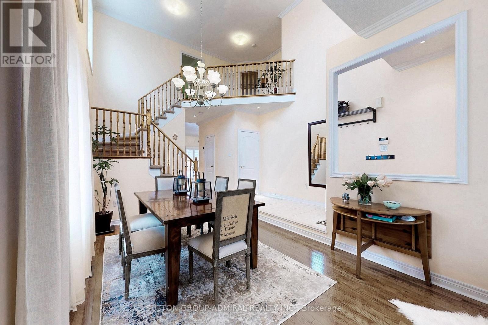 












66 TUSCANA BOULEVARD

,
Vaughan (Patterson),




Ontario
L4K5J5

