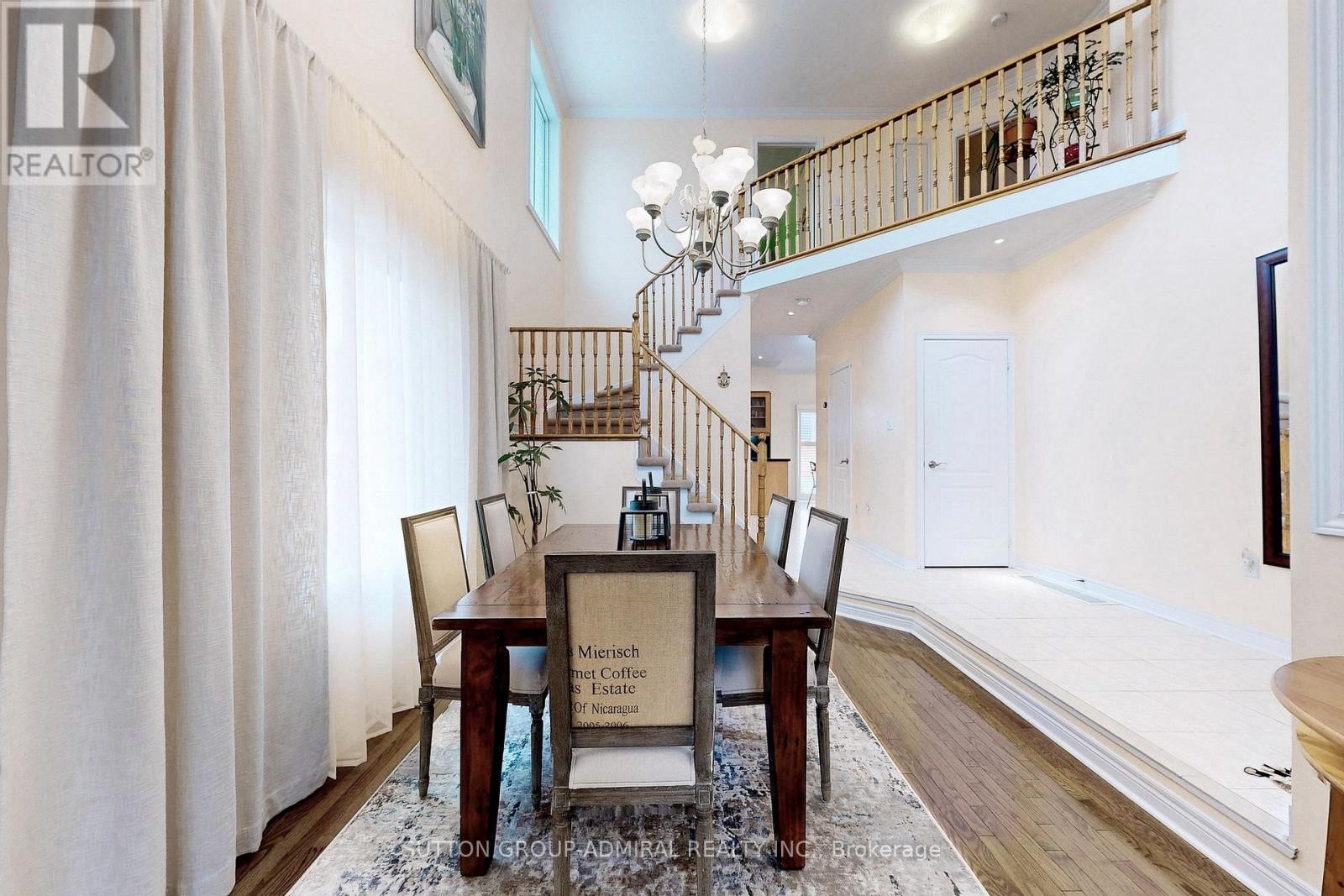 












66 TUSCANA BOULEVARD

,
Vaughan (Patterson),




Ontario
L4K5J5

