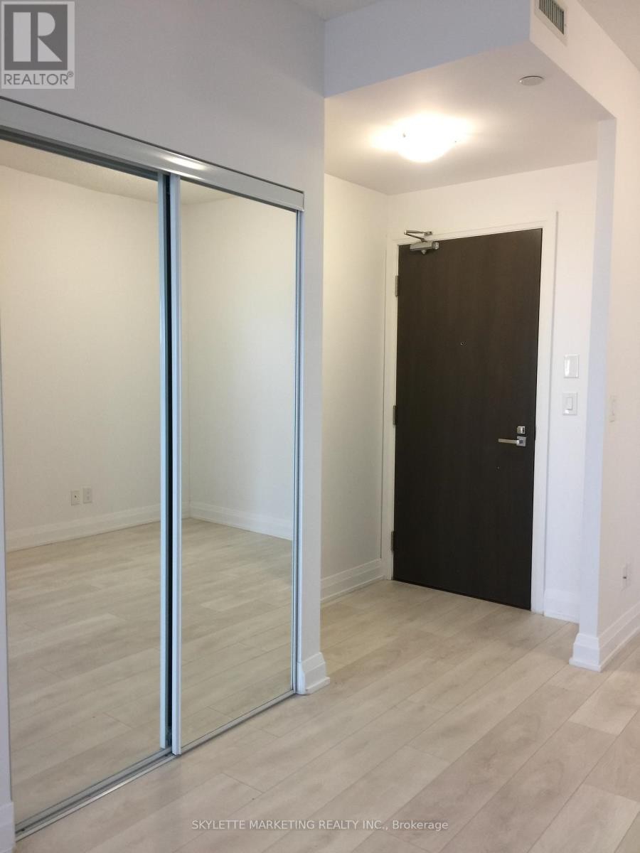 












#1427 - 7161 YONGE STREET

,
Markham (Thornhill),




Ontario
L3T0C8

