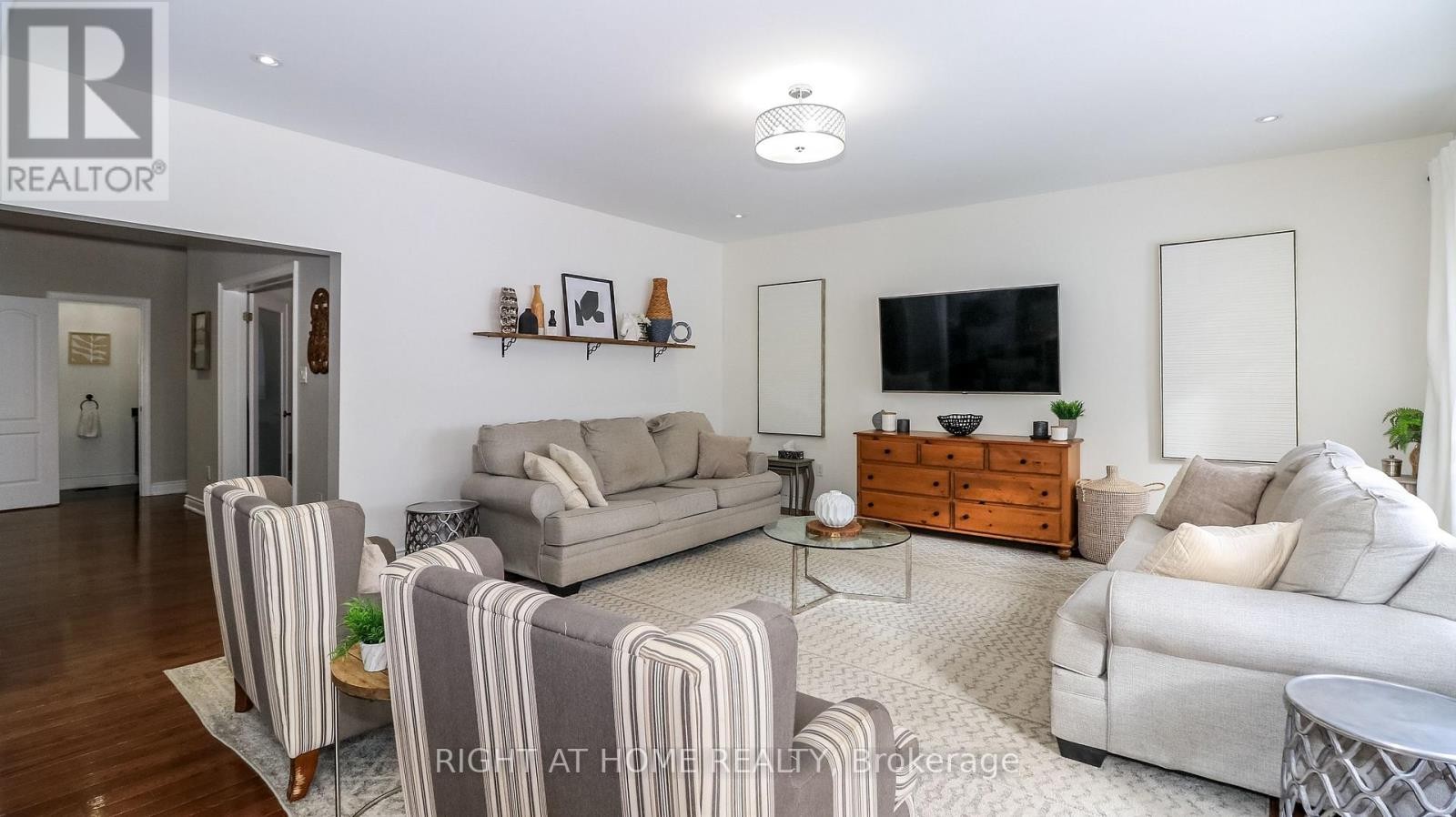 












769 FREEMONT COURT

,
Innisfil (Alcona),




Ontario
L9S0K4

