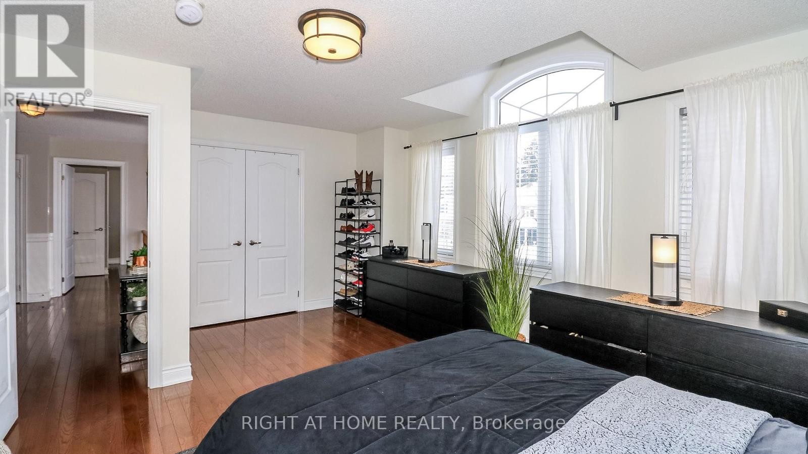 












769 FREEMONT COURT

,
Innisfil (Alcona),




Ontario
L9S0K4

