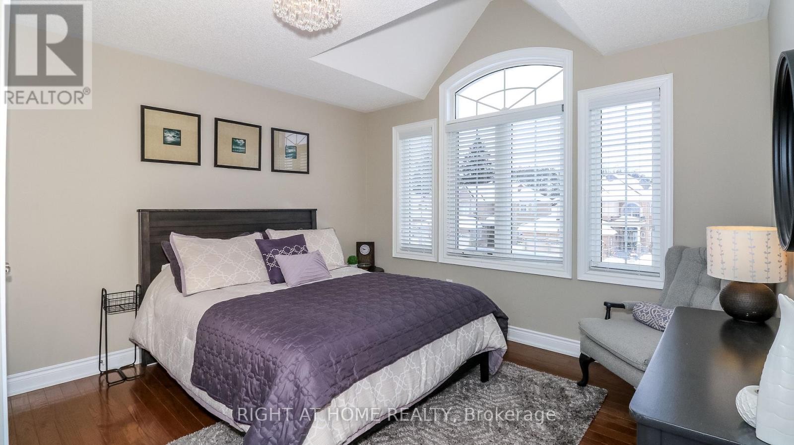 












769 FREEMONT COURT

,
Innisfil (Alcona),




Ontario
L9S0K4

