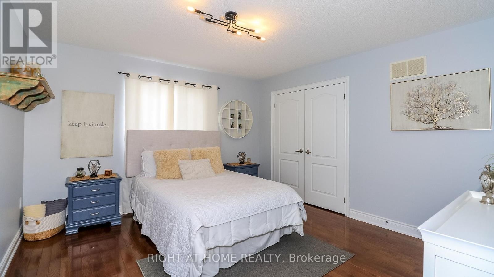 












769 FREEMONT COURT

,
Innisfil (Alcona),




Ontario
L9S0K4

