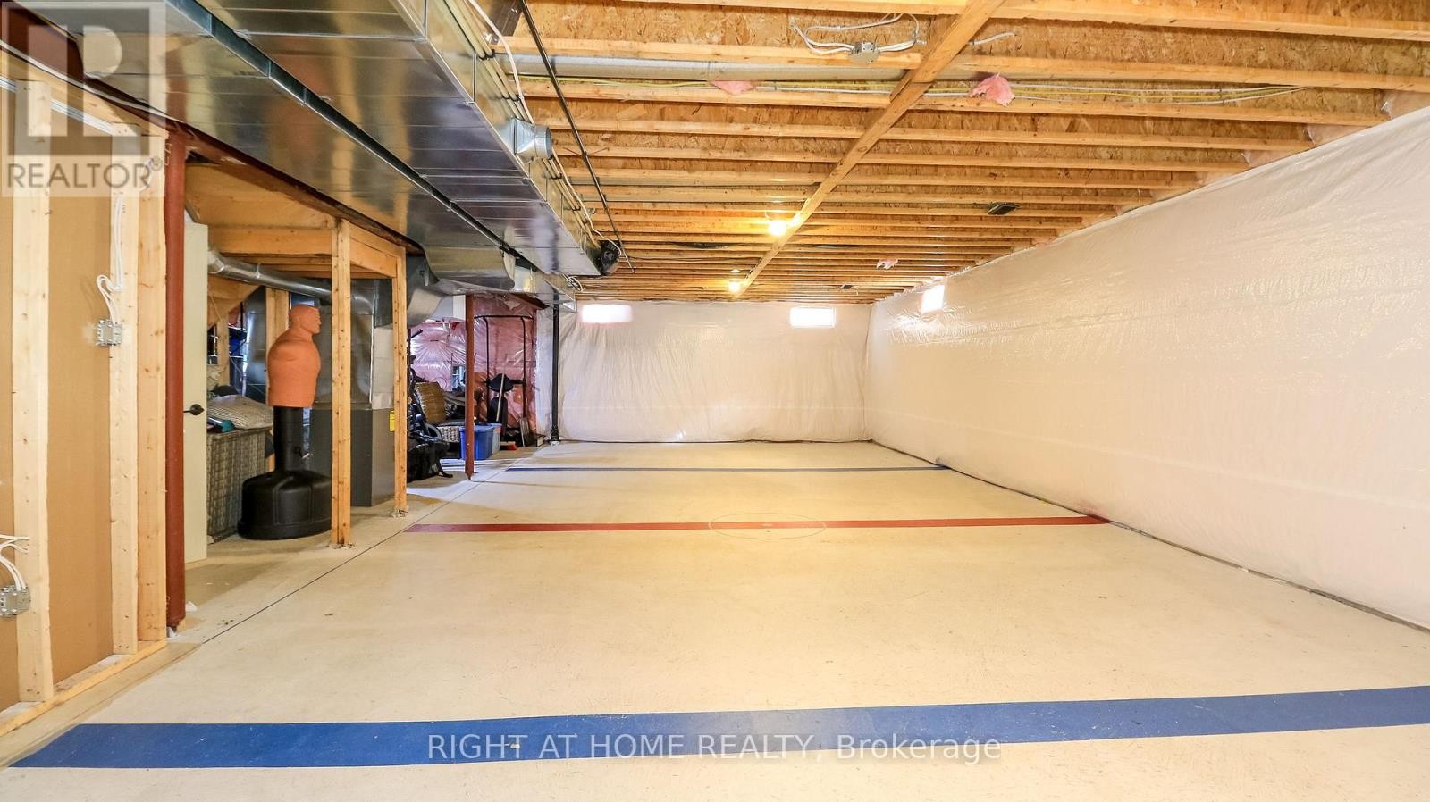 












769 FREEMONT COURT

,
Innisfil (Alcona),




Ontario
L9S0K4

