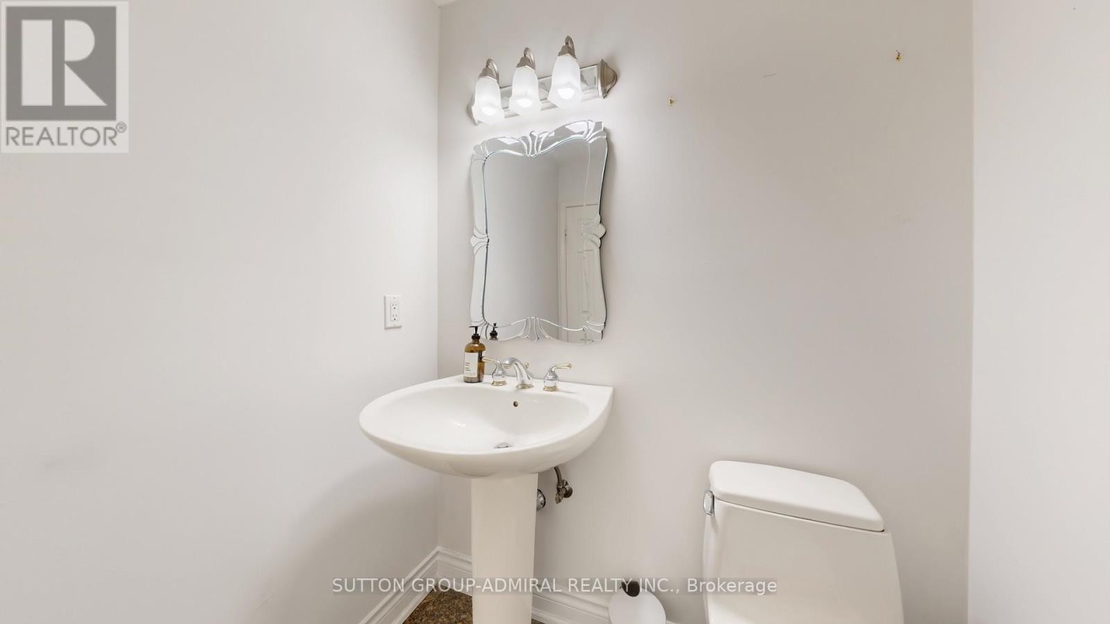 












239 ROSE GREEN DRIVE

,
Vaughan (Uplands),




Ontario
L4J4R3

