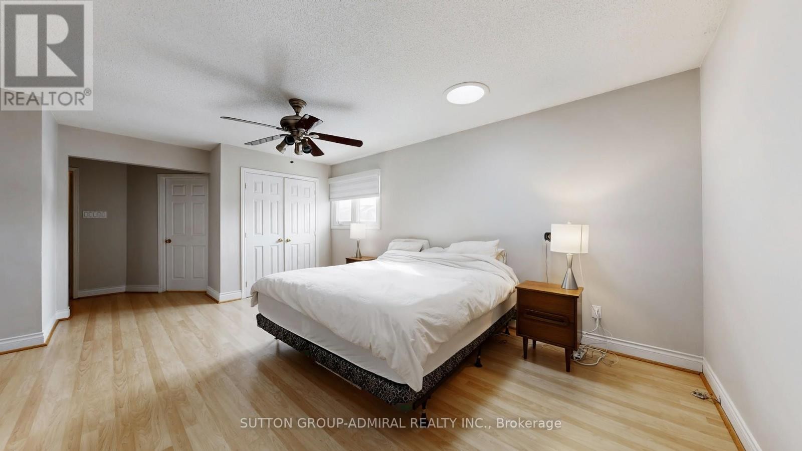 












239 ROSE GREEN DRIVE

,
Vaughan (Uplands),




Ontario
L4J4R3

