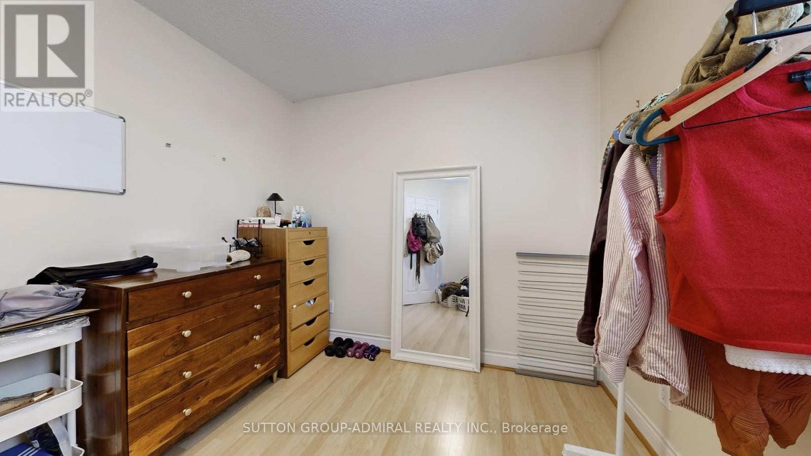 












239 ROSE GREEN DRIVE

,
Vaughan (Uplands),




Ontario
L4J4R3

