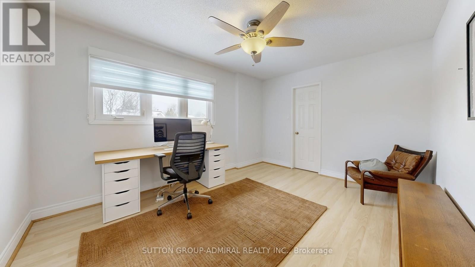 












239 ROSE GREEN DRIVE

,
Vaughan (Uplands),




Ontario
L4J4R3

