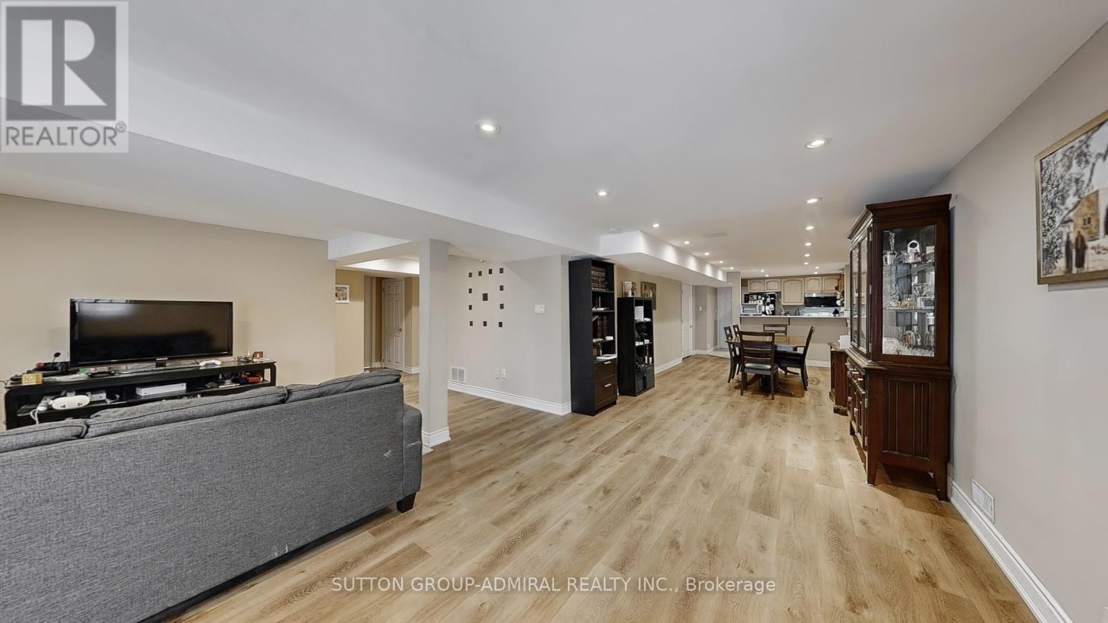 












239 ROSE GREEN DRIVE

,
Vaughan (Uplands),




Ontario
L4J4R3

