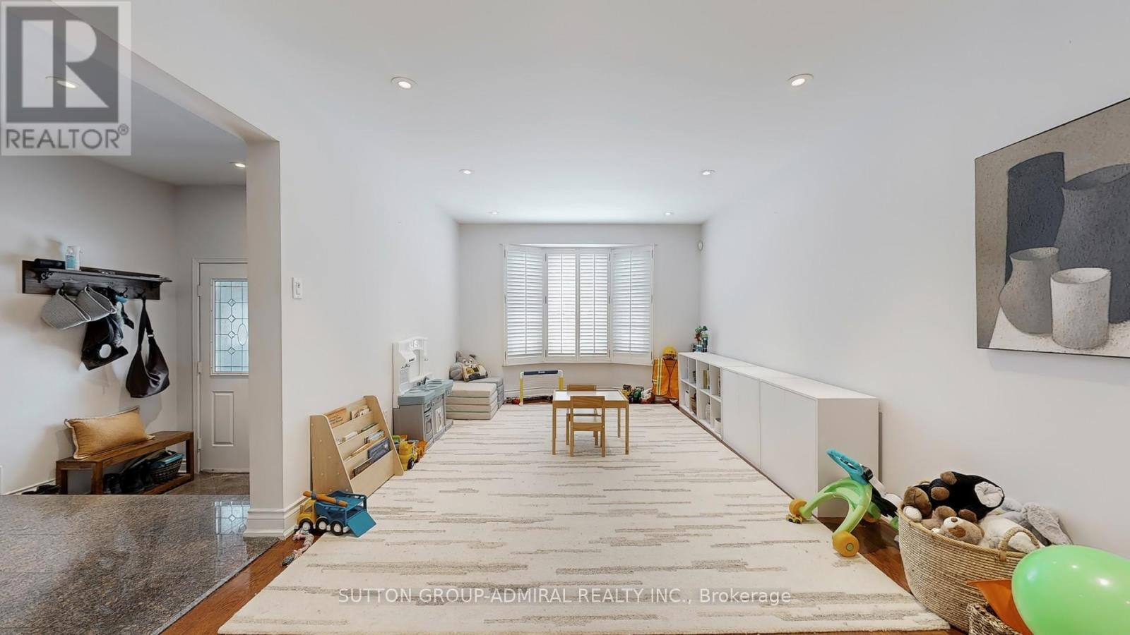 












239 ROSE GREEN DRIVE

,
Vaughan (Uplands),




Ontario
L4J4R3

