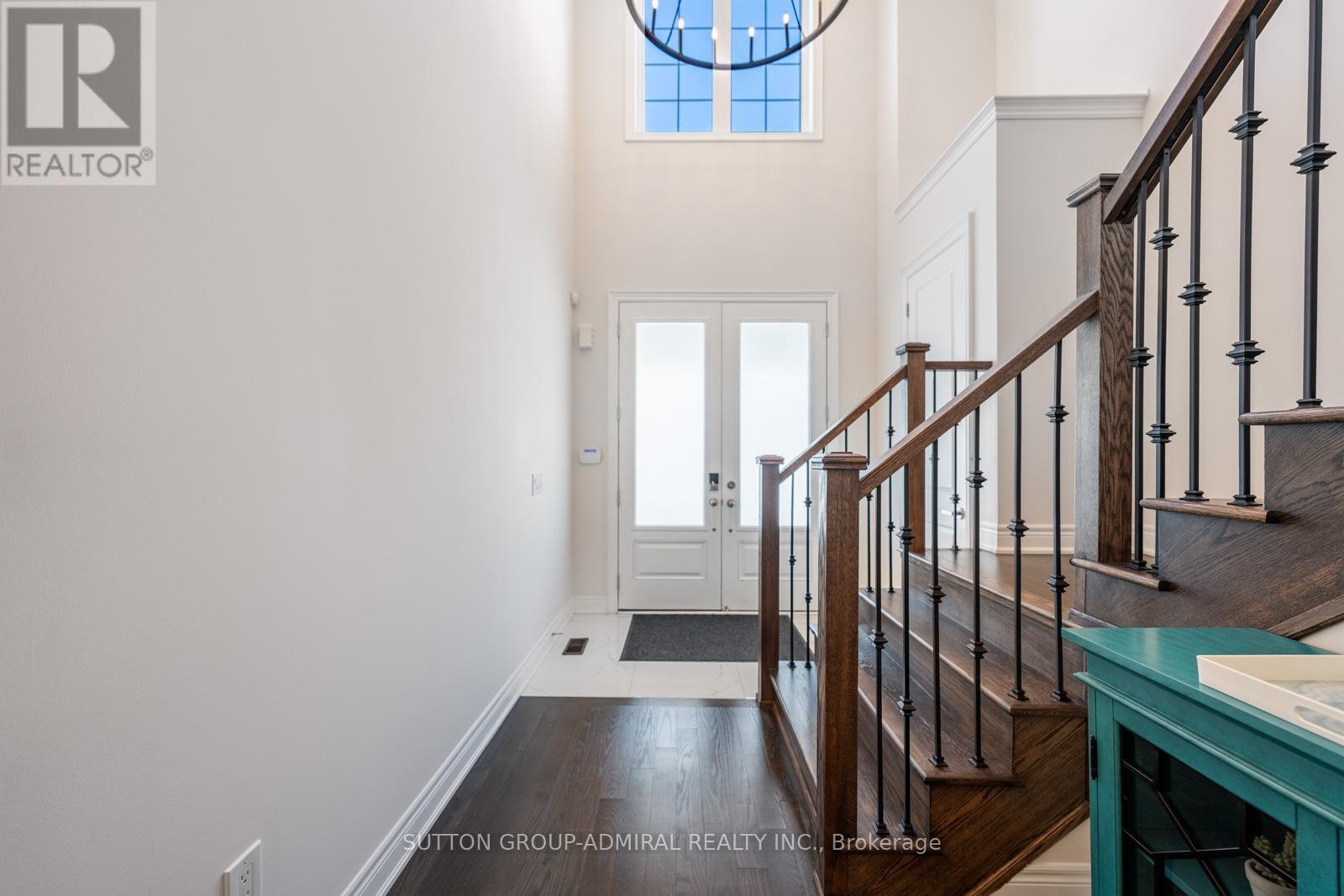 












124 MONDIAL CRESCENT

,
East Gwillimbury (Queensville),




Ontario
L9N0S2

