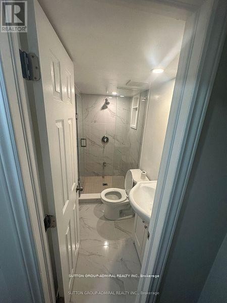 












BASEMENT - 185 RED MAPLE ROAD

,
Richmond Hill (Langstaff),




Ontario
L4B4S6

