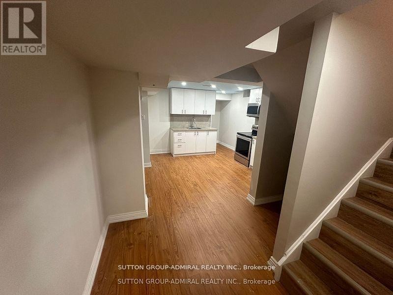 












BASEMENT - 185 RED MAPLE ROAD

,
Richmond Hill (Langstaff),




Ontario
L4B4S6

