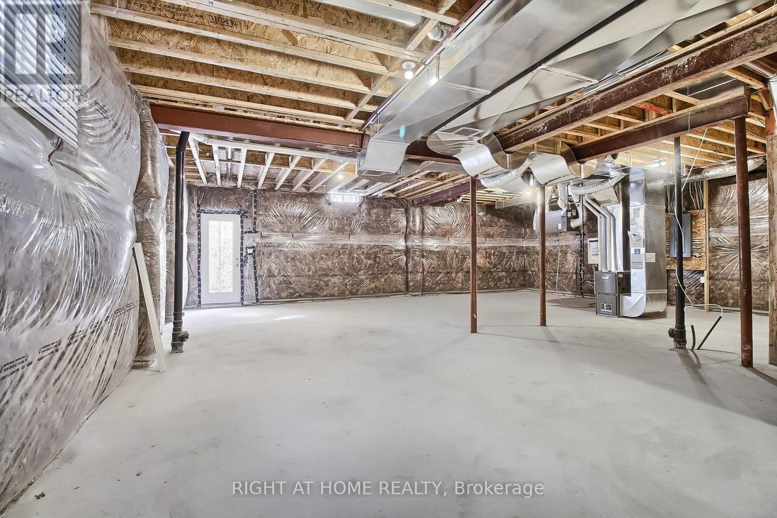 












31 DOROTHY CAINE CRESCENT

,
Georgina (Keswick South),




Ontario
L4P3E9

