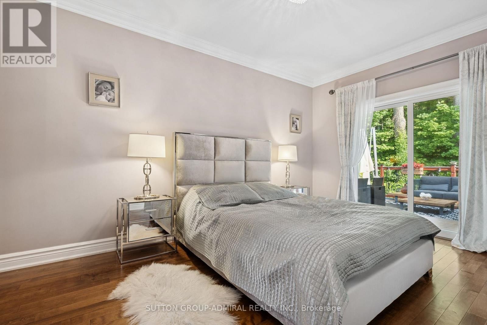 












1221 LAURAND STREET

,
Innisfil (Alcona),




Ontario
L9S0E6

