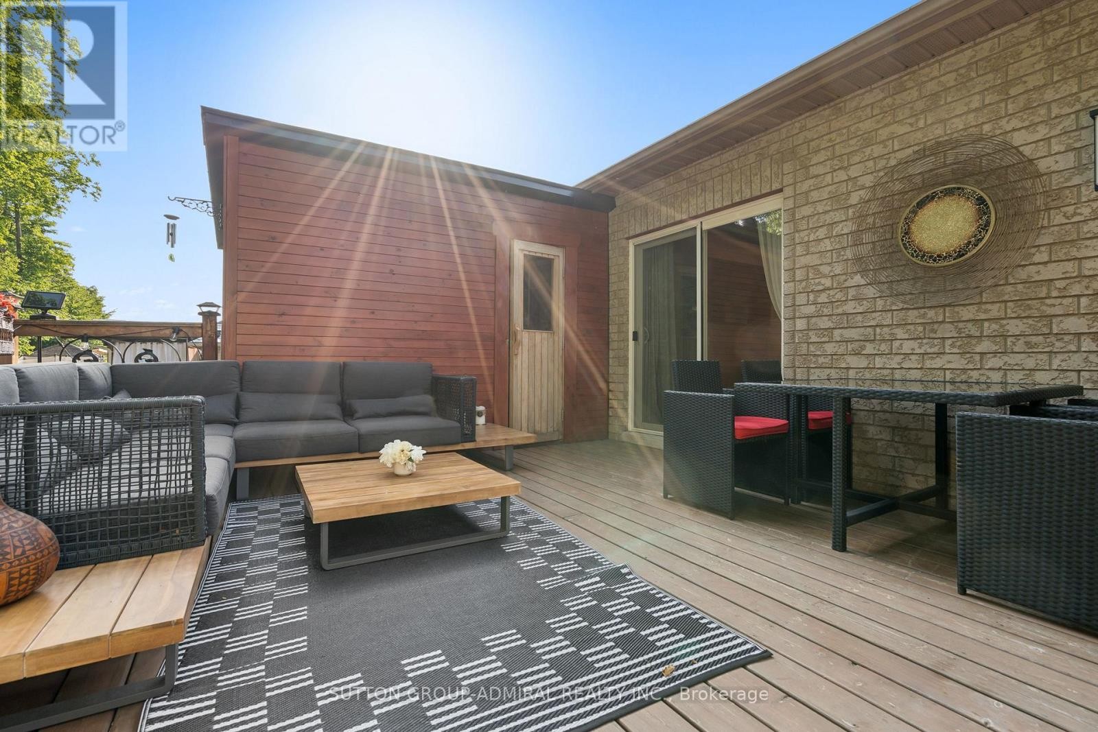 












1221 LAURAND STREET

,
Innisfil (Alcona),




Ontario
L9S0E6

