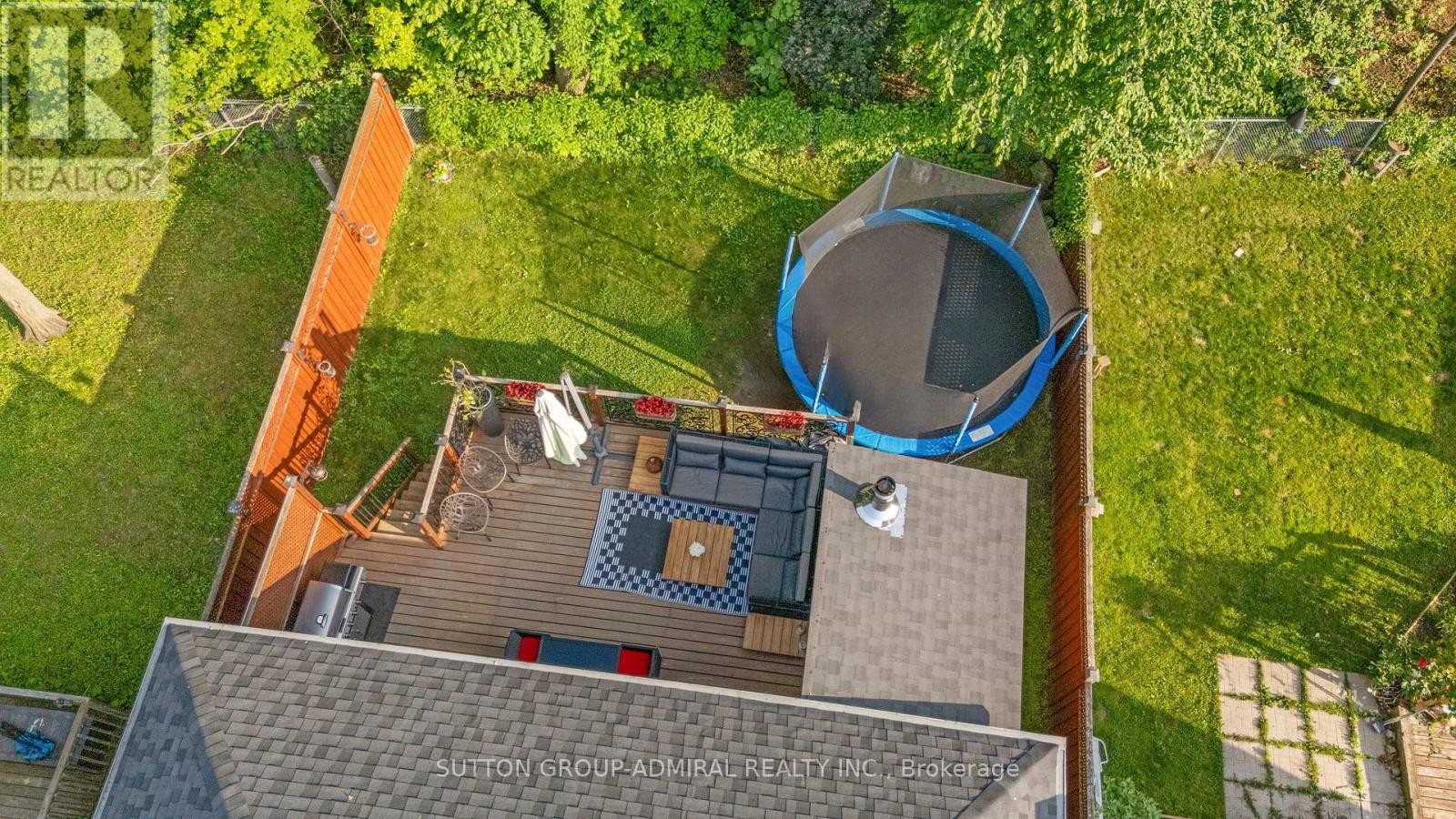 












1221 LAURAND STREET

,
Innisfil (Alcona),




Ontario
L9S0E6

