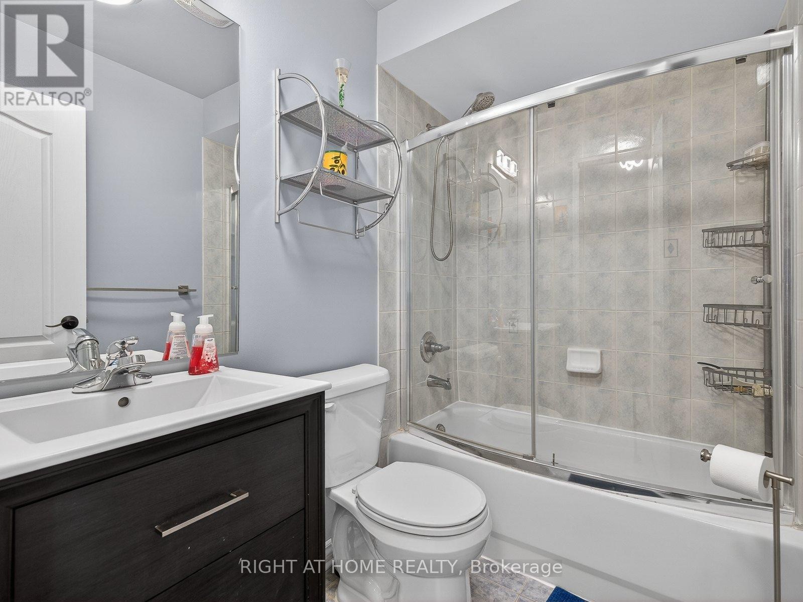 












349 WOOD DUCK LANE

,
Newmarket (Woodland Hill),




Ontario
L3X2X8

