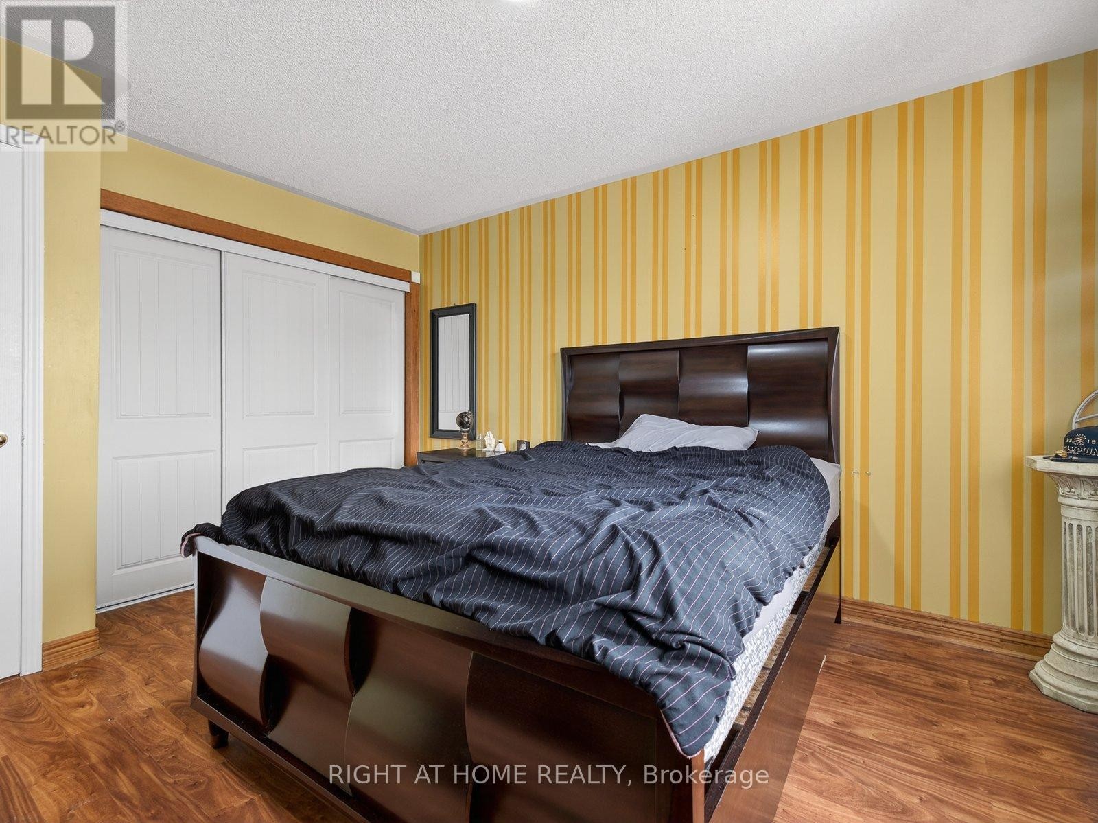 












349 WOOD DUCK LANE

,
Newmarket (Woodland Hill),




Ontario
L3X2X8

