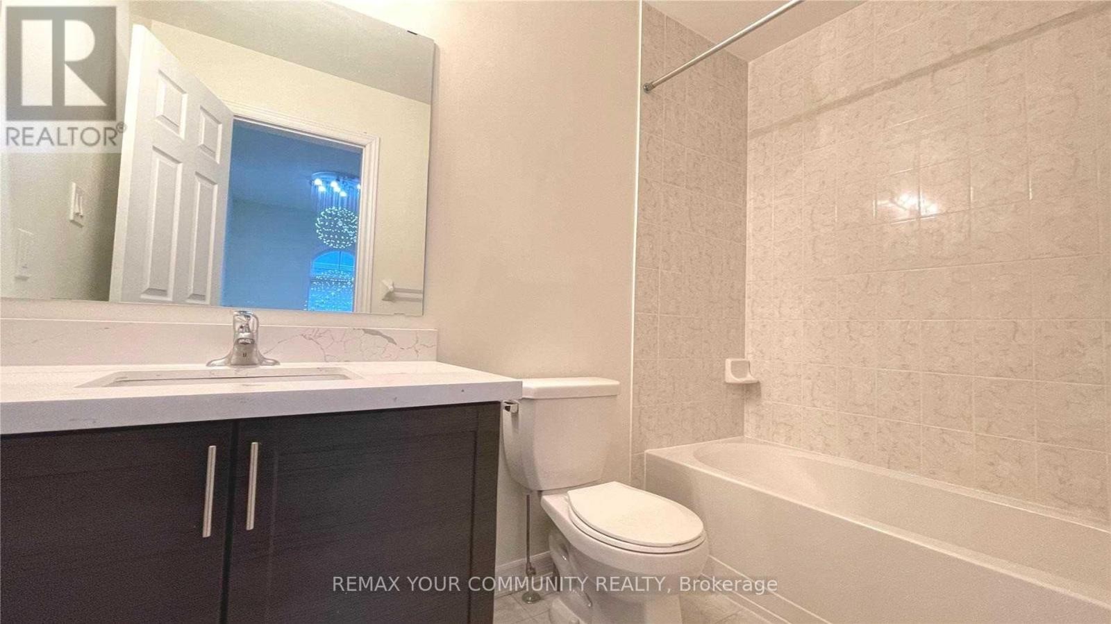 












29 SHARBOT LANE

,
Markham (Greensborough),




Ontario
L6E0S7

