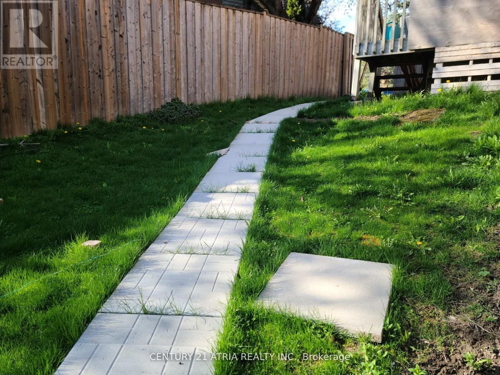 












BSMT - 90 MARSDEN COURT

,
Newmarket (Glenway Estates),




Ontario
L3Y7P5

